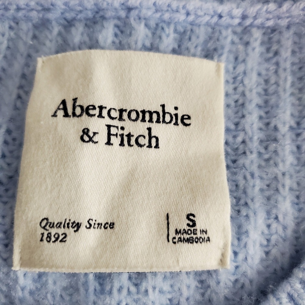 Abercrombie & Fitch Blue Pearl Button Cropped Knit Cardigan S Coquette Preppy - Picture 4 of 11